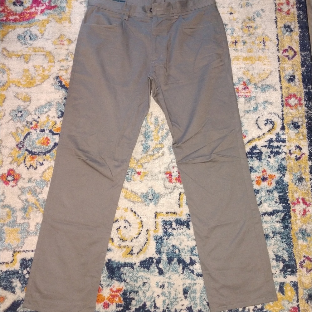 Men's Perry Ellis Grey Pants